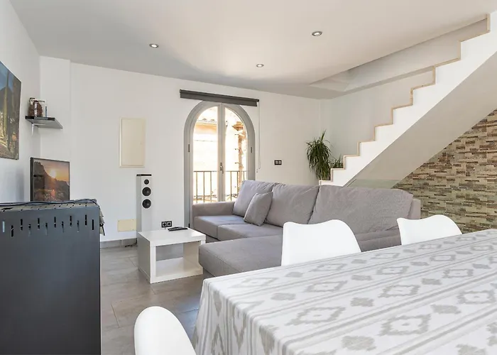 Townhouse Calvari By Homevillas360